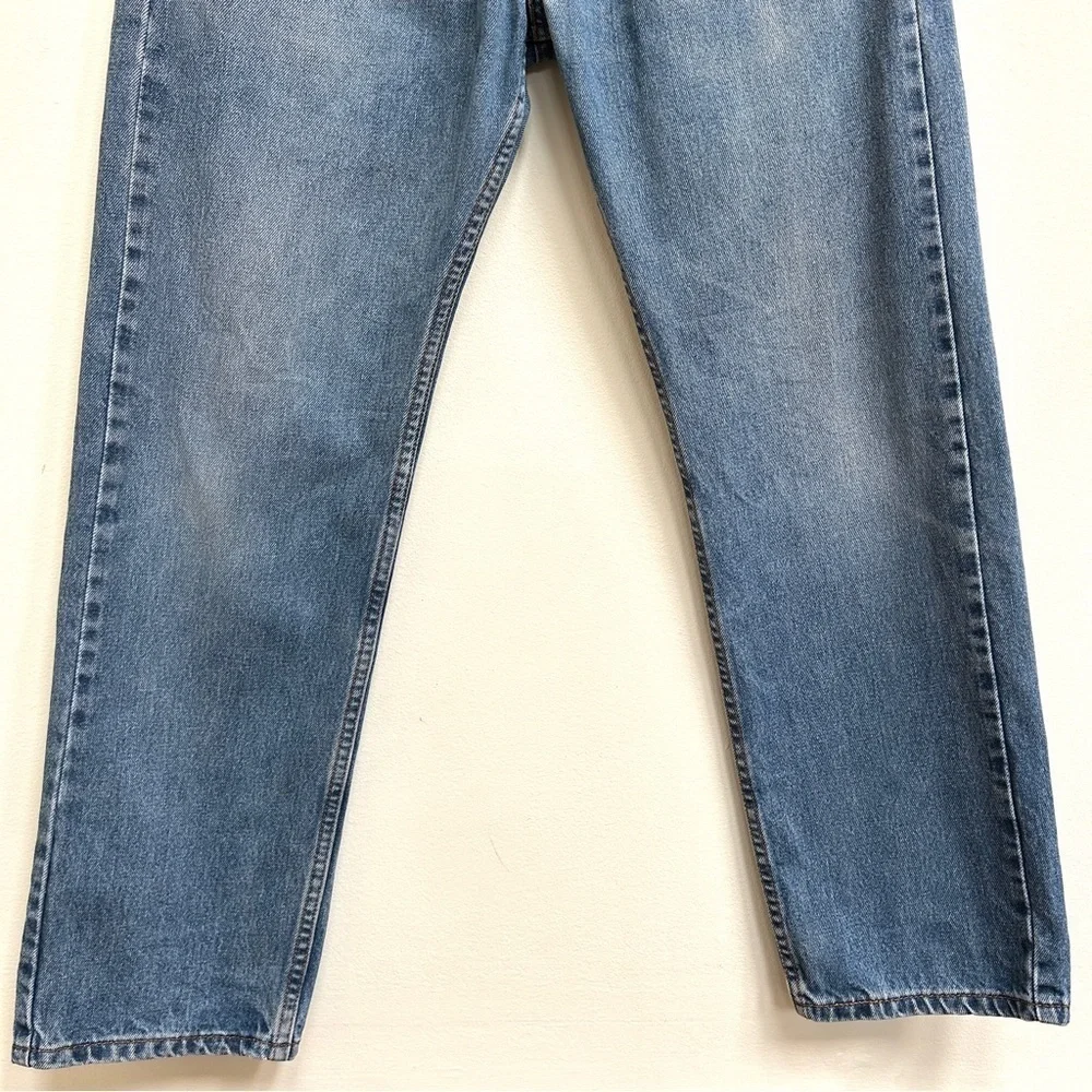 Levi’s 505 Regular Fit Men’s Straight Leg Classic Blue Denim Jeans, Size 34x30